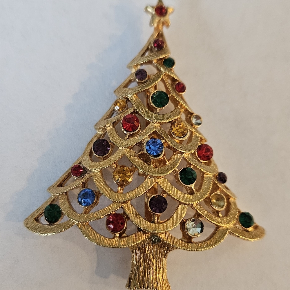 Christmas Tree Brooch Pin Rhinestones Vintage Missing 3 Stones